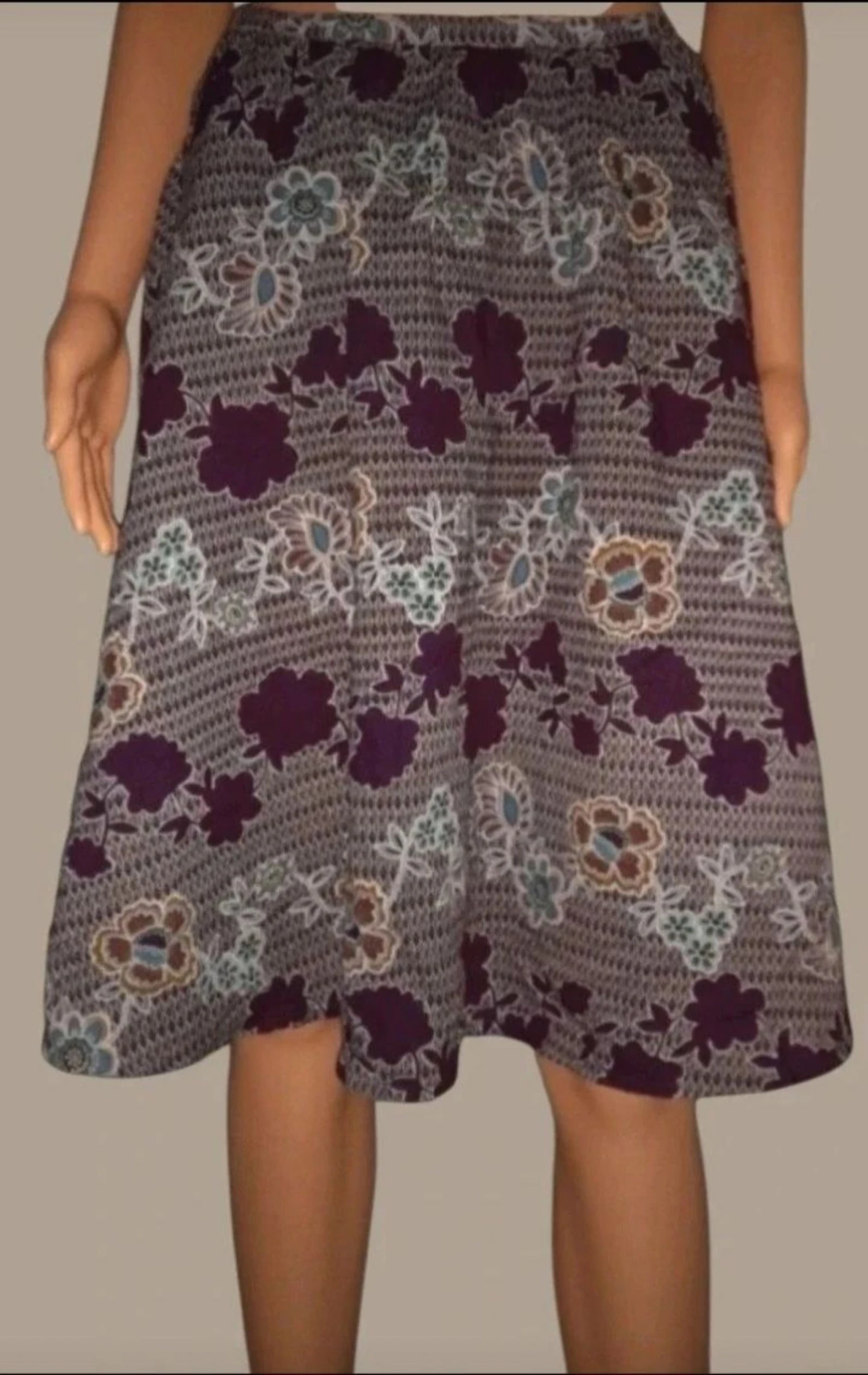 Jupe Maje fleurs modèle Kiri taille 40